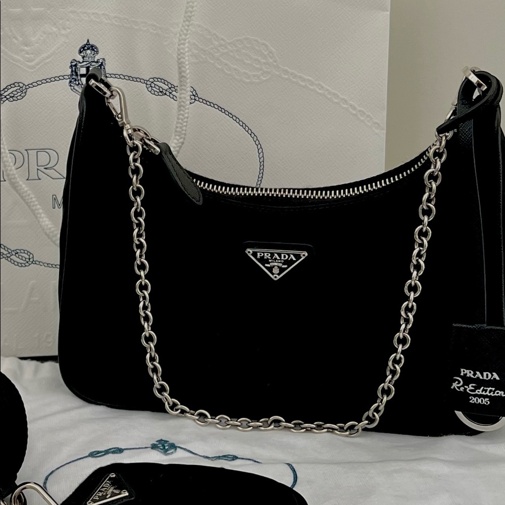 S0LD - Prada Re-edition 2005 re-nylon bag